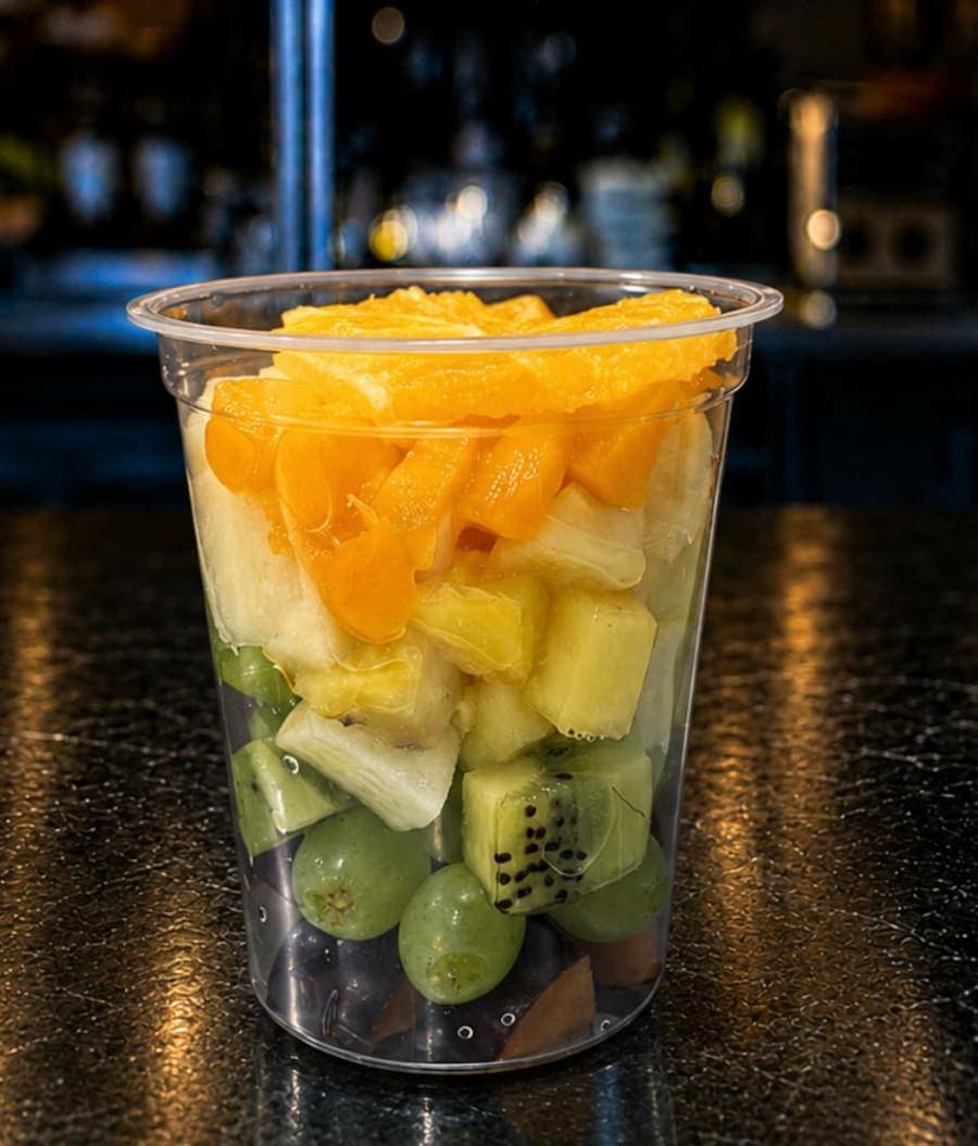 Ensalada de fruta con jugo